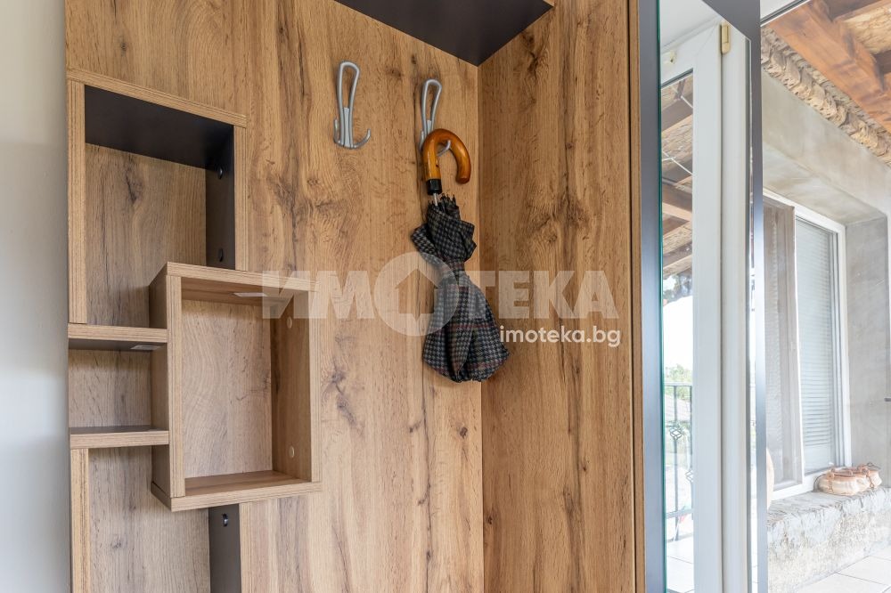 Продава КЪЩА, гр. Аксаково, област Варна, снимка 15 - Къщи - 53955587