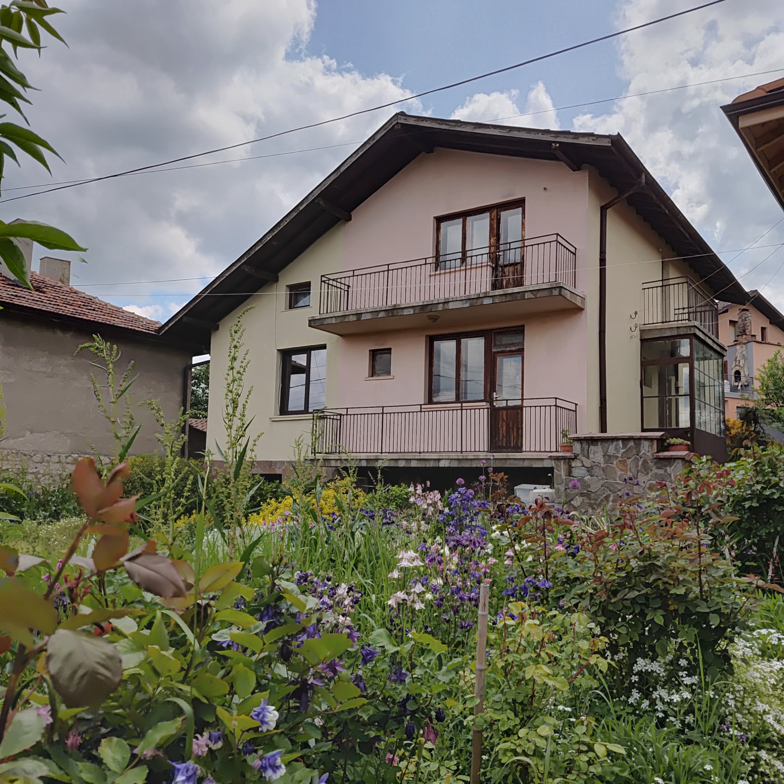 Продава КЪЩА, гр. Перник, Калкас, снимка 2 - Къщи - 54616414