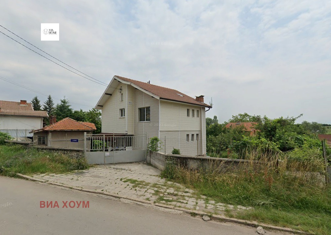 Продава КЪЩА, с. Драговищица, област София област