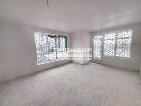 Продава  3-стаен, град Пловдив