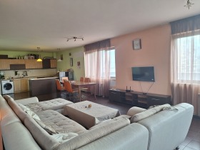 Продава  4-стаен, град София