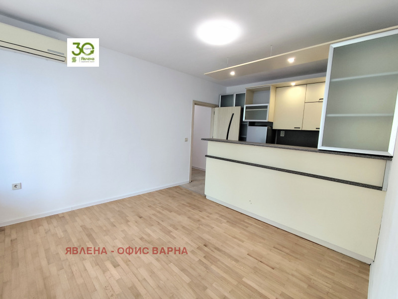 Till salu  2 sovrum Varna , Tjataldja , 60 kvm | 72724054 - bild [4]