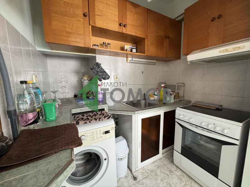 Продава 3-СТАЕН, гр. Шумен, Военно училище, снимка 8 - Апартаменти - 52440221