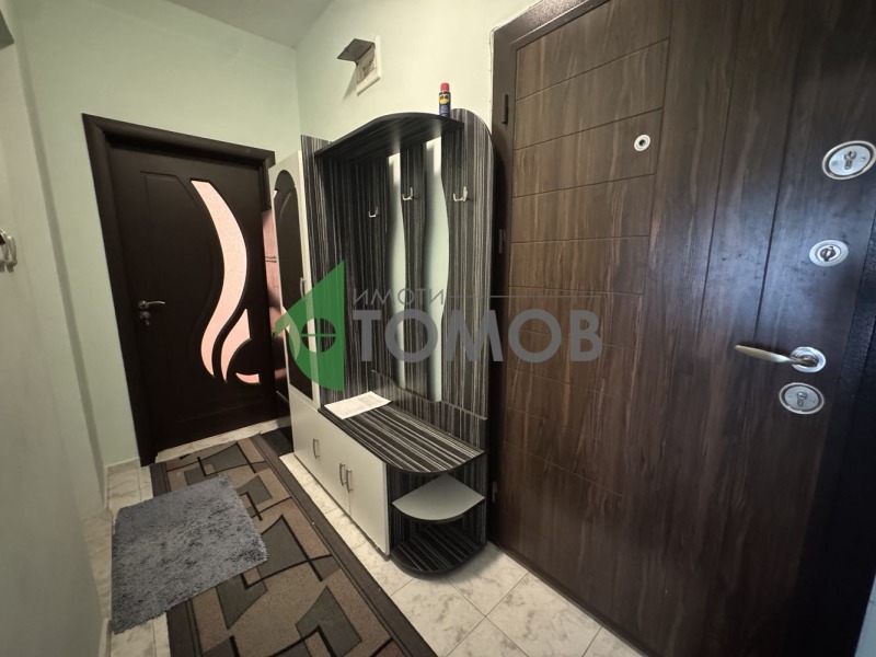 Продава 3-СТАЕН, гр. Шумен, Военно училище, снимка 12 - Апартаменти - 52440221