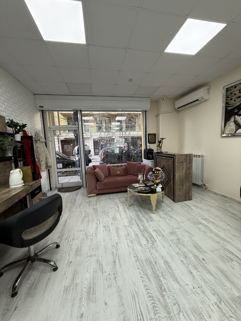 Продава ОФИС, гр. София, Медицинска академия, снимка 2 - Офиси - 52127691