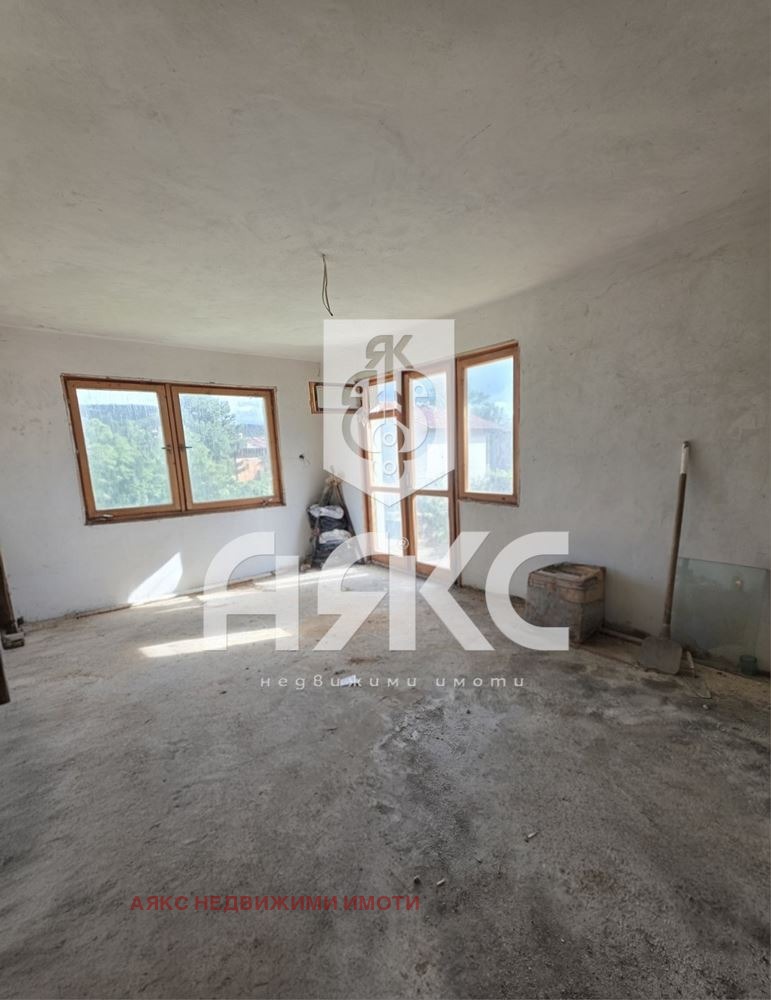 Продава КЪЩА, с. Боснек, област Перник, снимка 10 - Къщи - 52688544