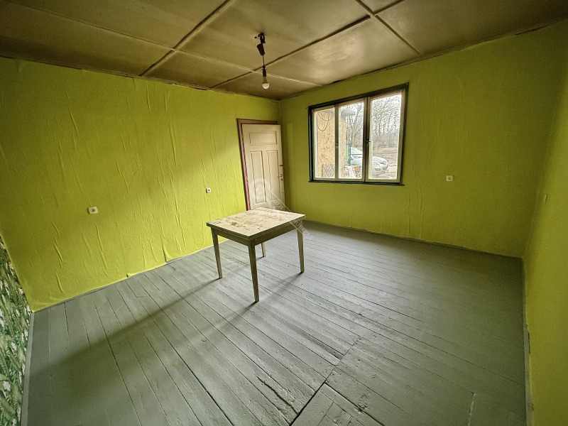 Продава КЪЩА, с. Поликраище, област Велико Търново, снимка 16 - Къщи - 53241392