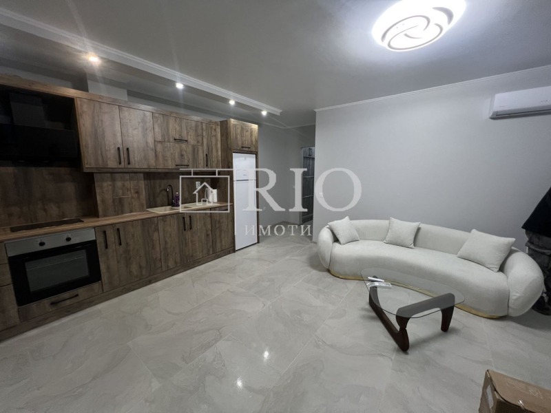 Продава  2-стаен град Пловдив , Младежки Хълм , 65 кв.м | 59816253