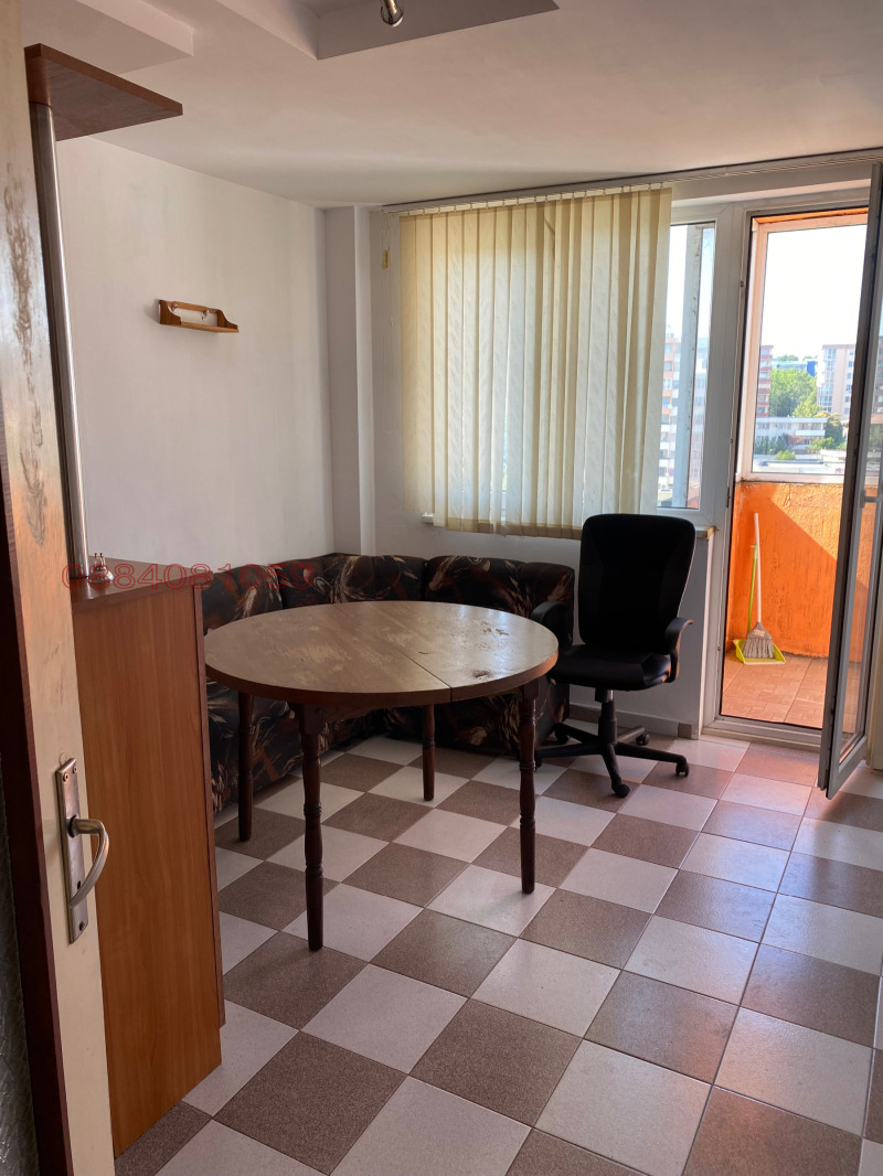 Продава 2-СТАЕН, гр. Велико Търново, Колю Фичето, снимка 10 - Апартаменти - 53105308