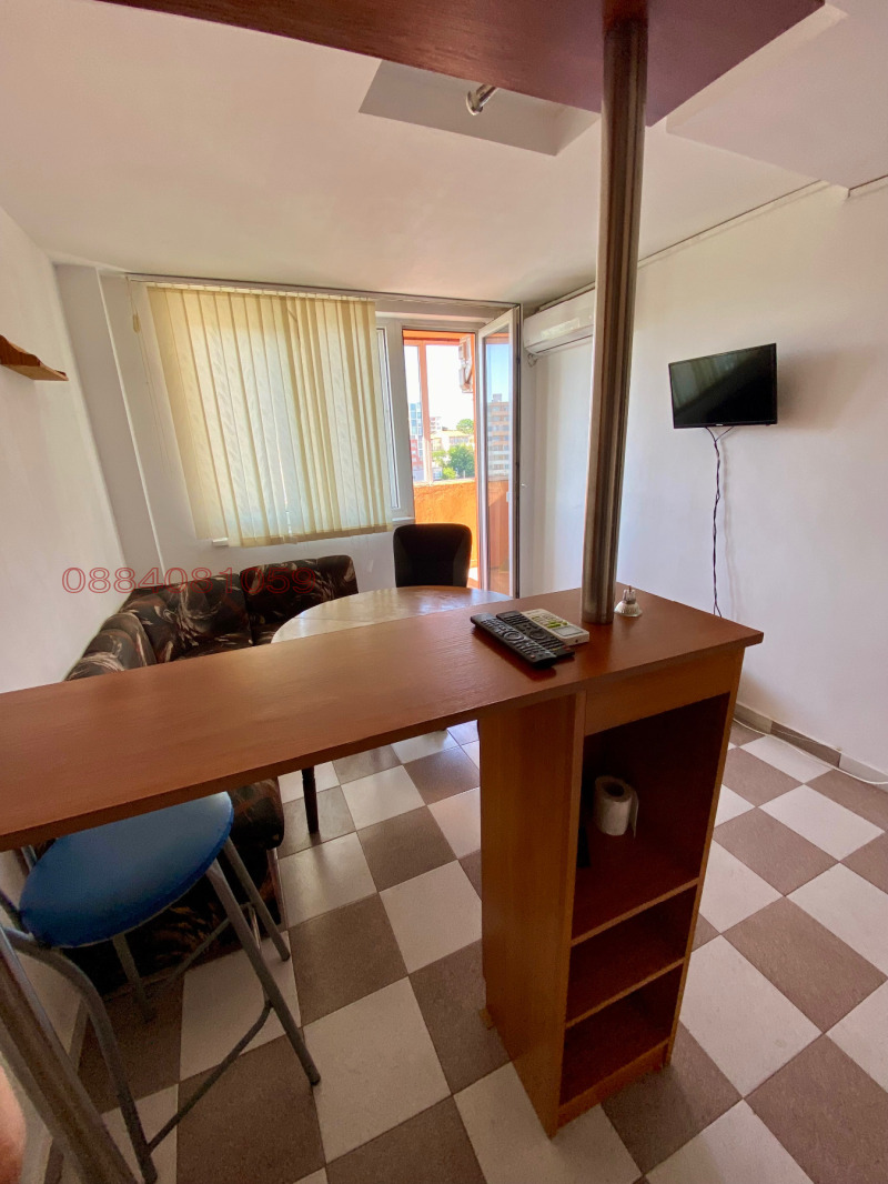 Продава 2-СТАЕН, гр. Велико Търново, Колю Фичето, снимка 2 - Апартаменти - 53105308