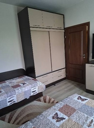 Продава 2-СТАЕН, гр. София, Толстой, снимка 3 - Апартаменти - 52220474