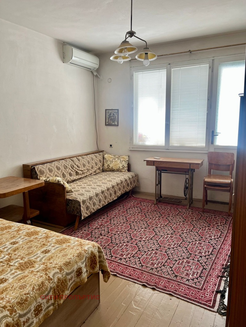 Eladó  3+ hálószoba Blagoevgrad , Sirok centar , 118 négyzetméter | 17516980