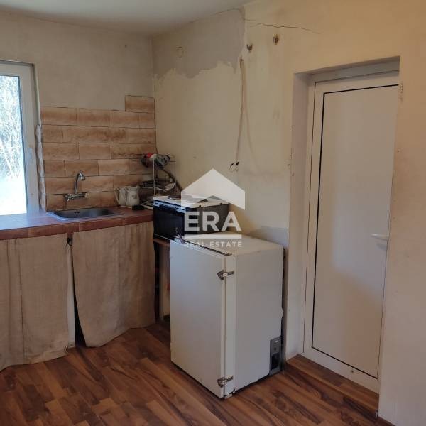 Продава КЪЩА, област София, с. Брезе • 55000 € • 91539790 — Holmes.bg