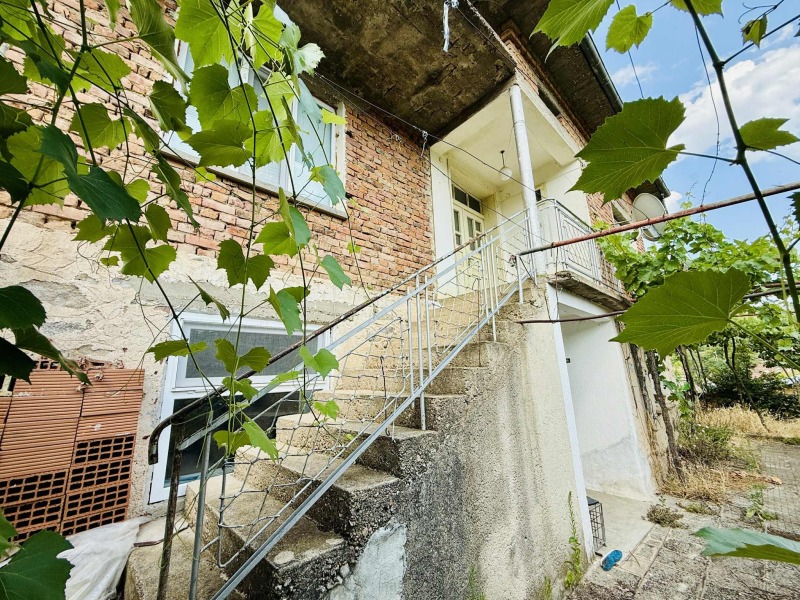 En venta  Casa región Plovdiv , Slatina , 105 metros cuadrados | 42346223 - imagen [2]
