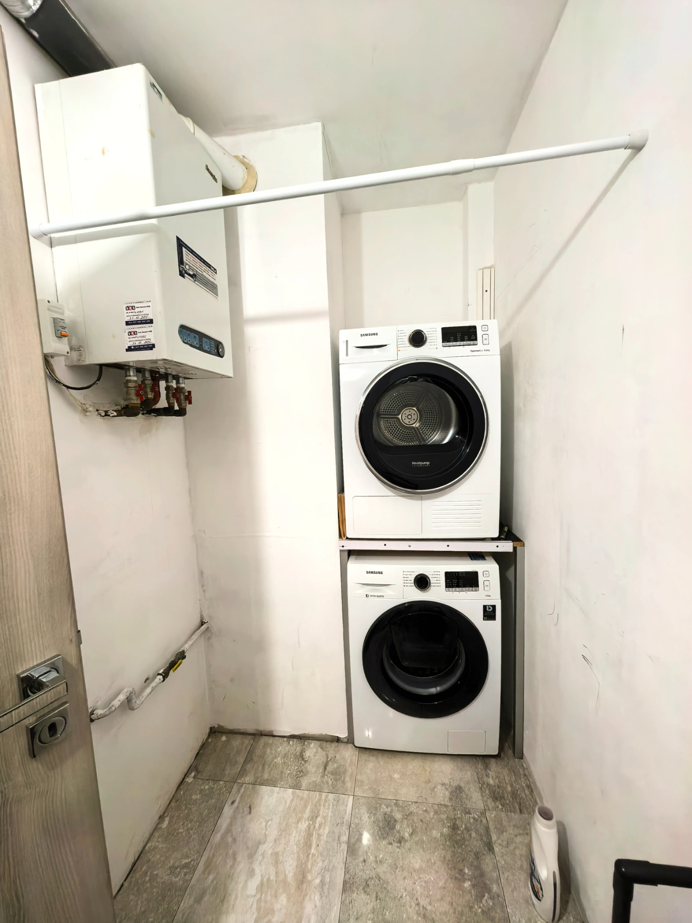 Продава 2-СТАЕН, гр. Пловдив, Остромила, снимка 9 - Апартаменти - 54694095