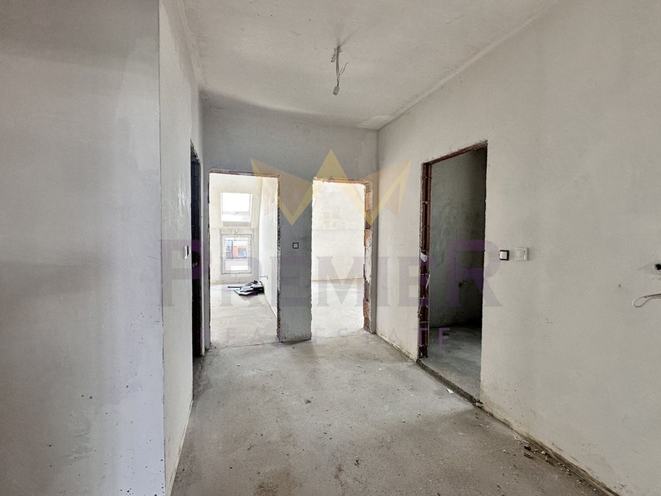 Продава 3-СТАЕН, гр. Пловдив, Остромила, снимка 2 - Апартаменти - 55543526