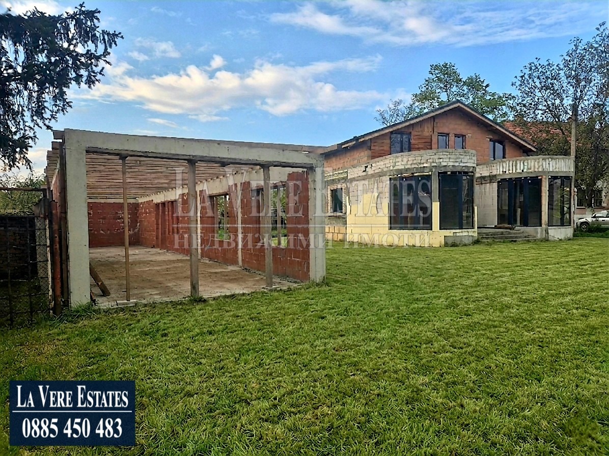 Продава КЪЩА, с. Сандрово, област Русе, снимка 2 - Къщи - 54286690