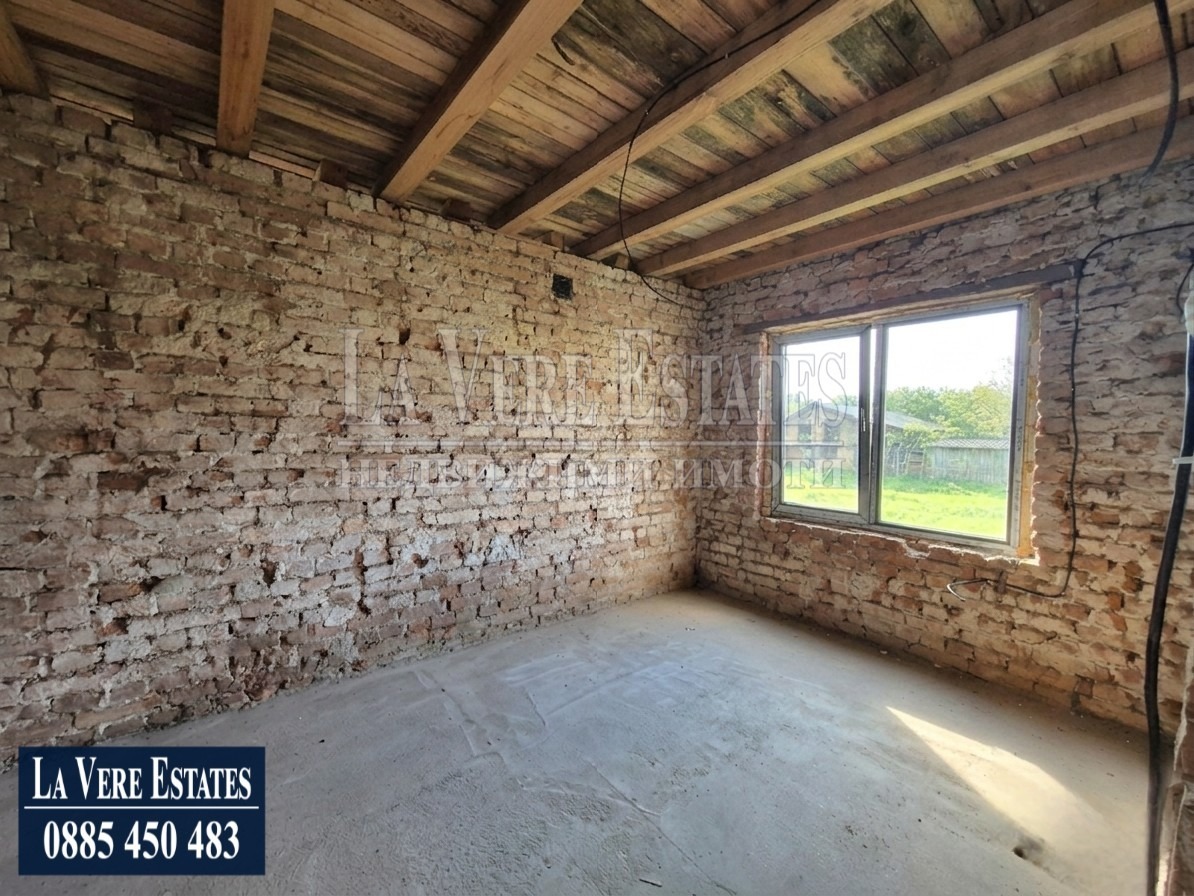 Продава КЪЩА, с. Сандрово, област Русе, снимка 11 - Къщи - 54286690