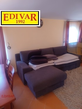 Ev Balçik, bölge Dobriç 1