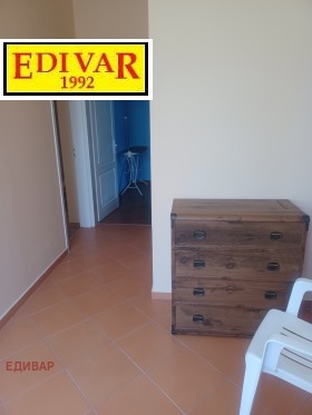 Ev Balçik, bölge Dobriç 12