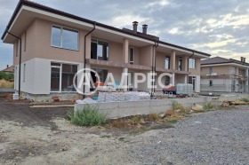 Hus Mramor, Sofia