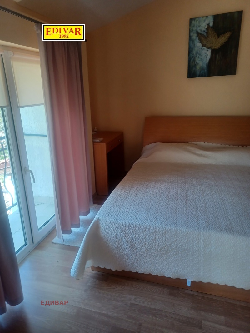 Myytävänä  Talo Dobrichin alue , Baltšik , 300 neliömetriä | 42225671 - kuva [5]