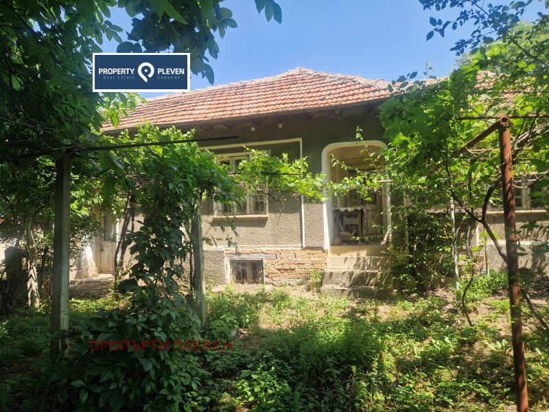 Продава  Къща, област Плевен, с. Тотлебен • 12 000 EUR • ID 15004409 — holmes.bg - [1] 