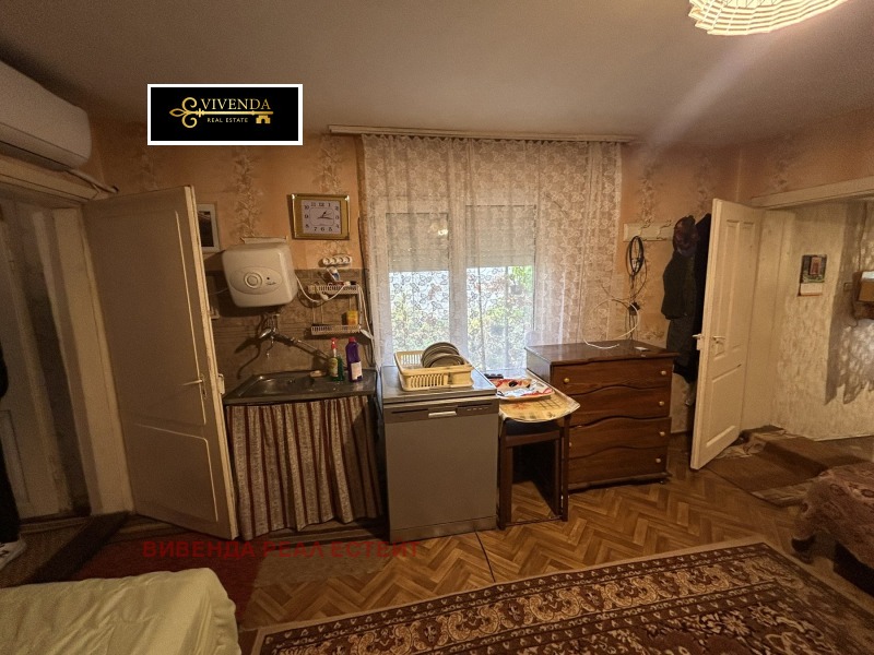 Продава КЪЩА, с. Садовец, област Плевен, снимка 5 - Къщи - 52524712