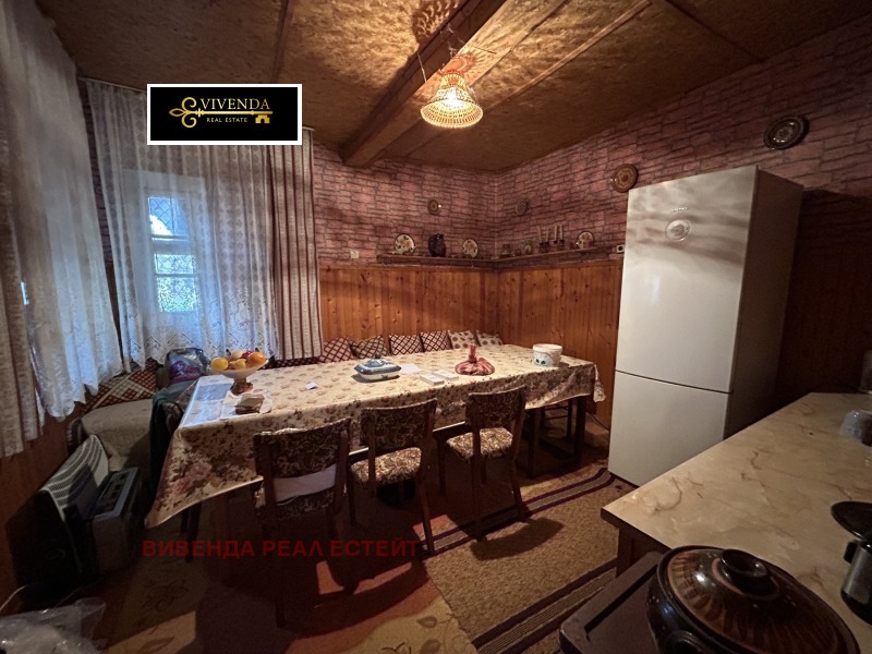 Продава КЪЩА, с. Садовец, област Плевен, снимка 8 - Къщи - 52524712