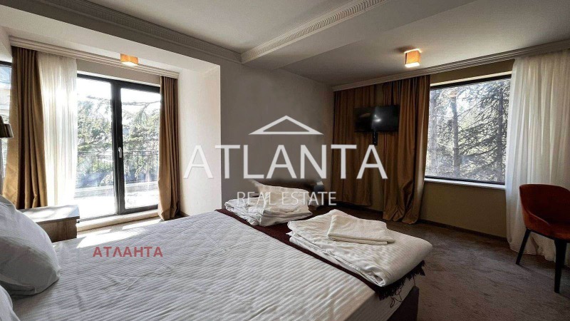 Продава ХОТЕЛ, гр. Варна, к.к. Св.Св. Константин и Елена, снимка 13 - Хотели - 52704586