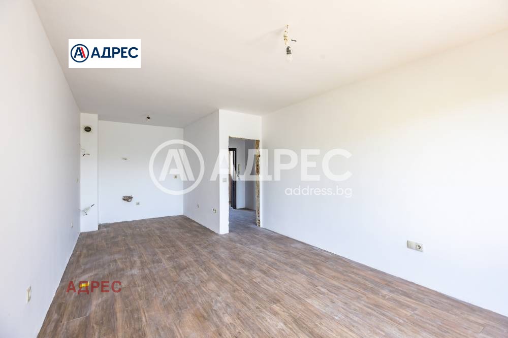 Продава 2-СТАЕН, гр. Варна, к.к. Св.Св. Константин и Елена, снимка 2 - Апартаменти - 53184620
