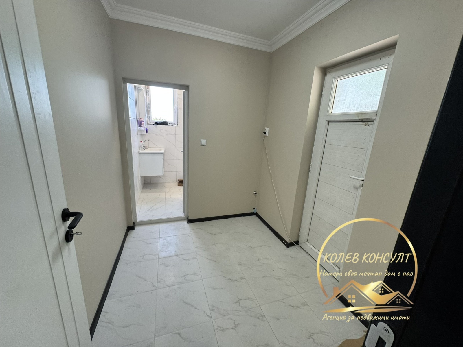 Продава КЪЩА, с. Тракия, област Стара Загора, снимка 6 - Къщи - 54545669