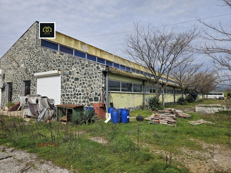Продава ПРОМ. ПОМЕЩЕНИЕ в област Благоевград, гр. Петрич - 1550 кв.м / 520 000 € » 1 017 031.60 лв., ВЕСТА