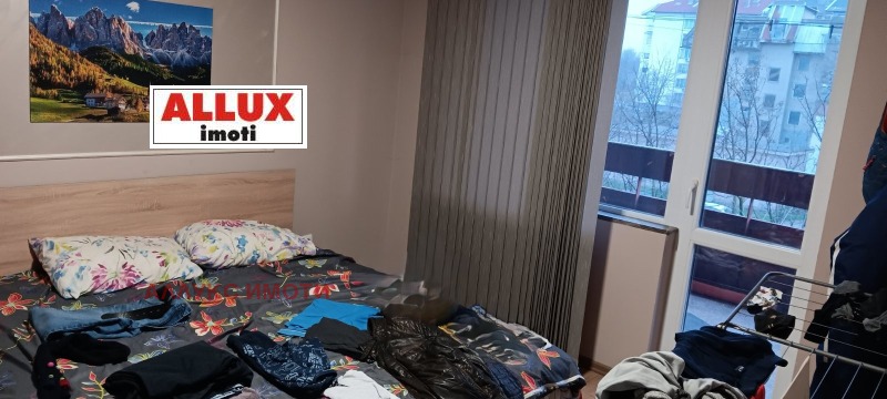 Продава 4-СТАЕН, гр. Русе, Чародейка - Юг, снимка 8 - Апартаменти - 52713442