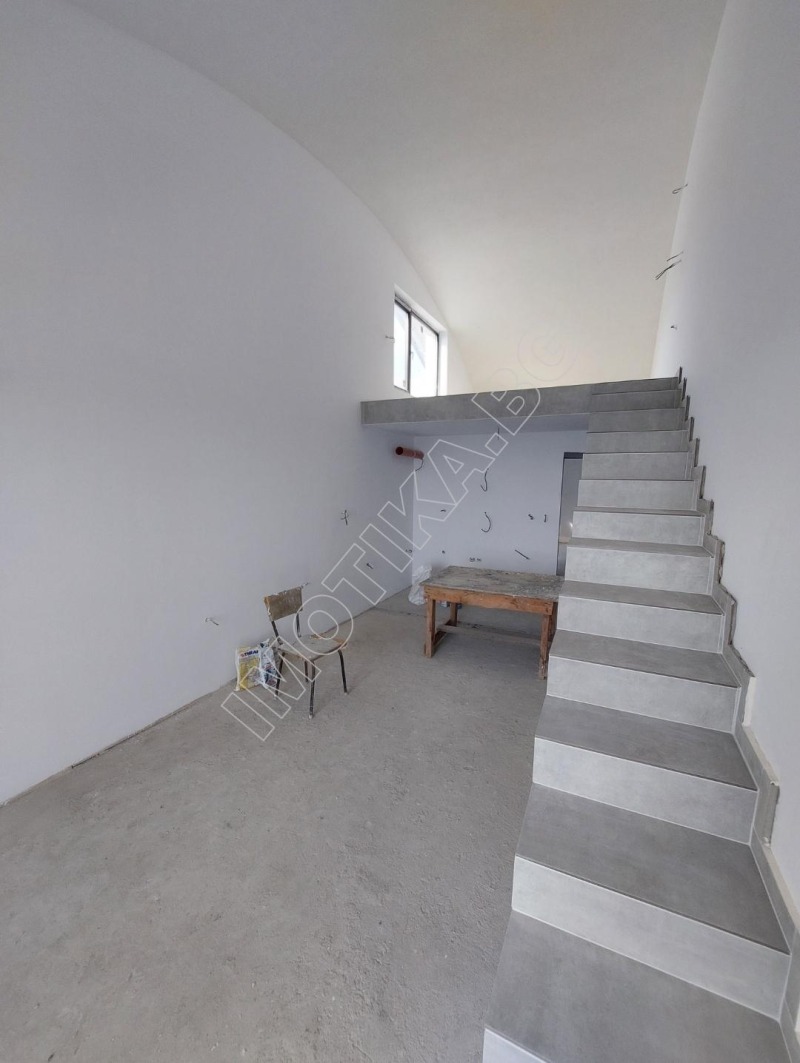 Na prodej  Mezonet Varna , Vinica , 140 m2 | 80154210 - obraz [2]