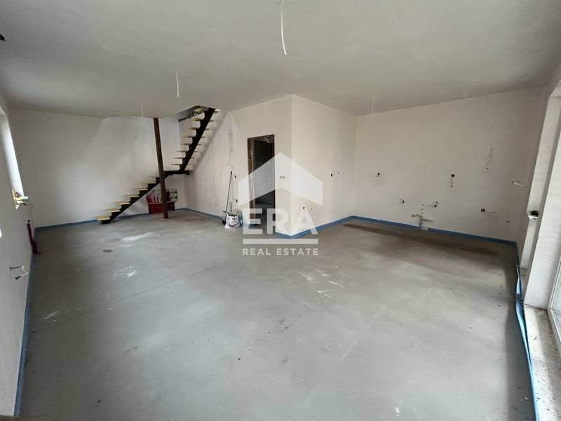Продава КЪЩА, с. Приселци, област Варна, снимка 4 - Къщи - 51194818