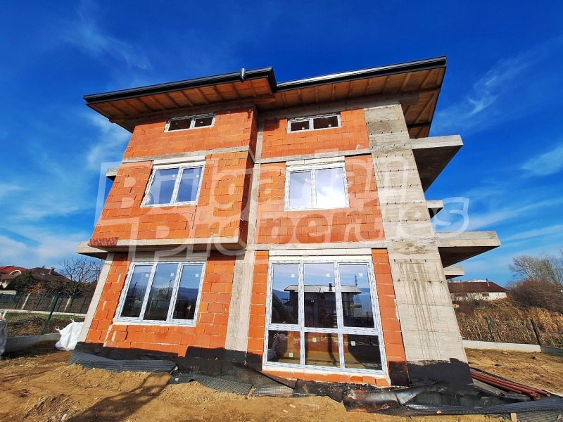 Продава КЪЩА, гр. Благоевград, Струмско, снимка 2 - Къщи - 52876073
