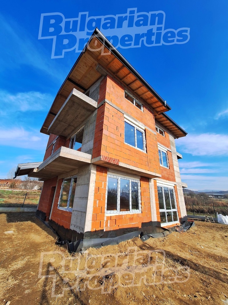 Продава КЪЩА, гр. Благоевград, Струмско, снимка 3 - Къщи - 52876073