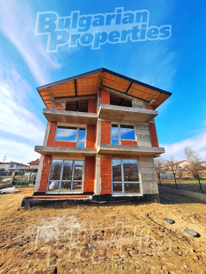 Продава КЪЩА, гр. Благоевград, Струмско