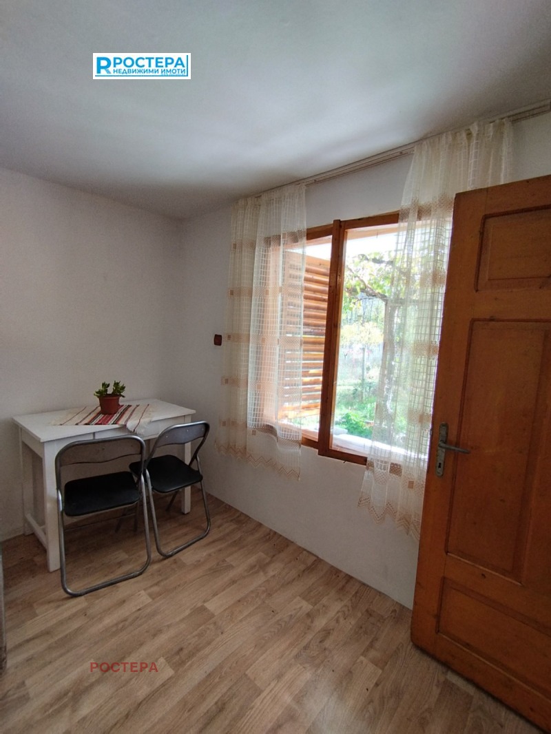 Продава ВИЛА, гр. Търговище, Вилна зона, снимка 10 - Вили - 52129304