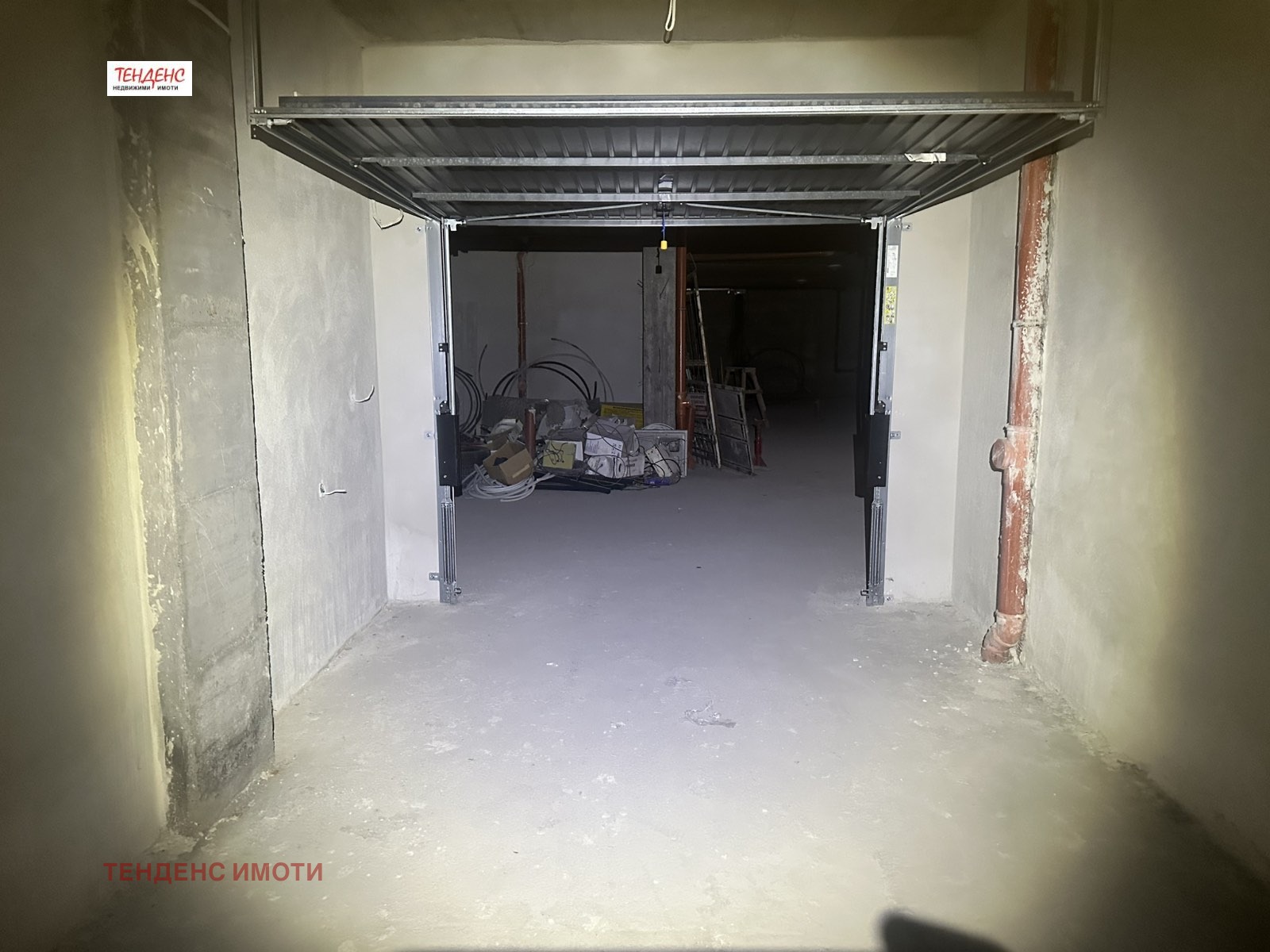 Продава ГАРАЖ, ПАРКОМЯСТО, гр. Кърджали, Възрожденци, снимка 4 - Гаражи и паркоместа - 56080270