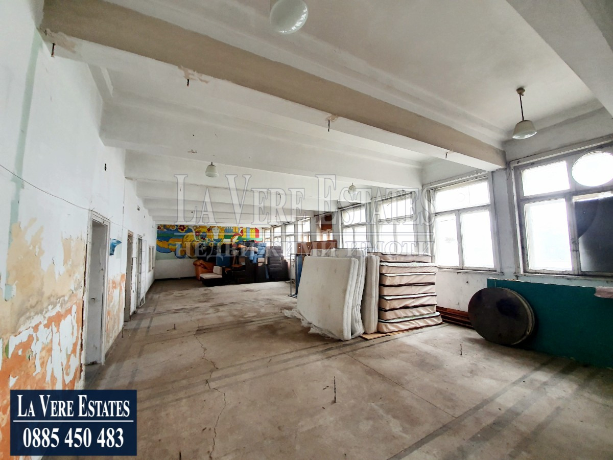 Продава ПРОМ. ПОМЕЩЕНИЕ | Imot.bg — изображение 3