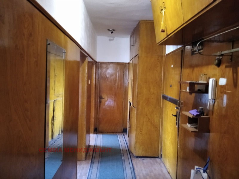 À venda  2 quartos Pleven , Idealen centar , 115 m² | 61577684