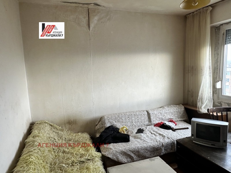 Продава 3-СТАЕН, гр. Кърджали, Възрожденци, снимка 6 - Апартаменти - 53271839