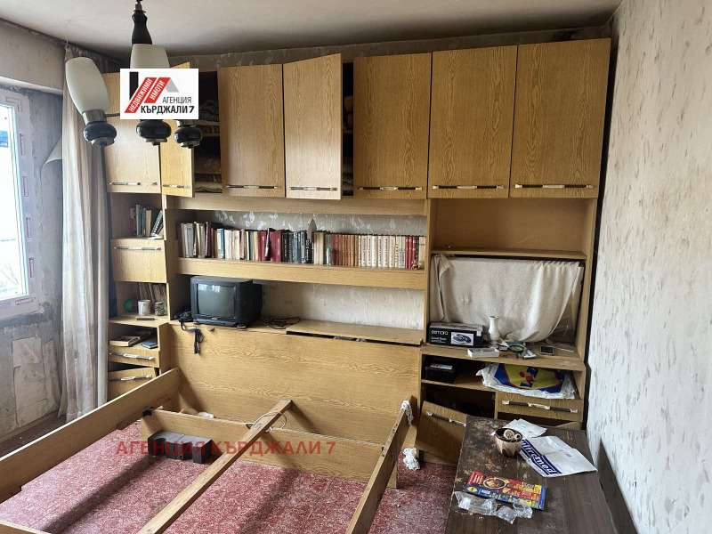 Продава 3-СТАЕН, гр. Кърджали, Възрожденци, снимка 10 - Апартаменти - 53271839