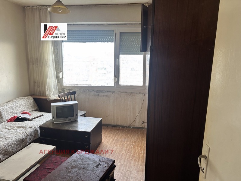 Продава 3-СТАЕН, гр. Кърджали, Възрожденци, снимка 5 - Апартаменти - 53271839