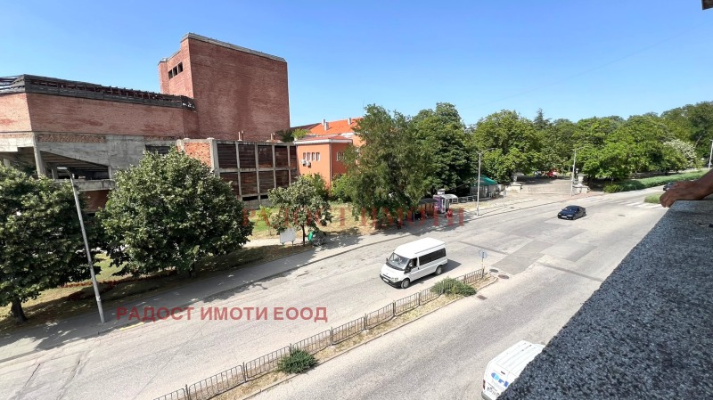 Na prodej  3+ ložnice oblast Stará Zagora , Čirpan , 130 m2 | 95806011 - obraz [13]