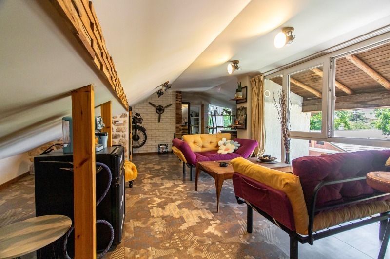 Продава  Многостаен град София , Връбница 1 , 200 кв.м | 10281017 - изображение [2]