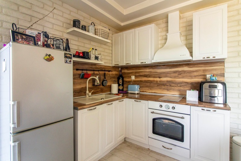 Продава  Многостаен град София , Връбница 1 , 200 кв.м | 10281017 - изображение [10]