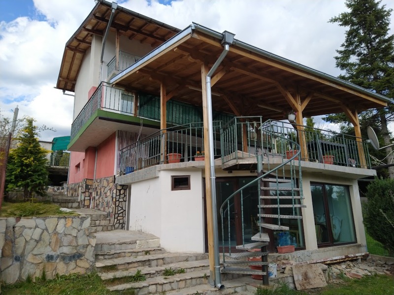 À venda  Casa região Sófia , v.z.Iarema , 240 m² | 91147094 - imagem [2]